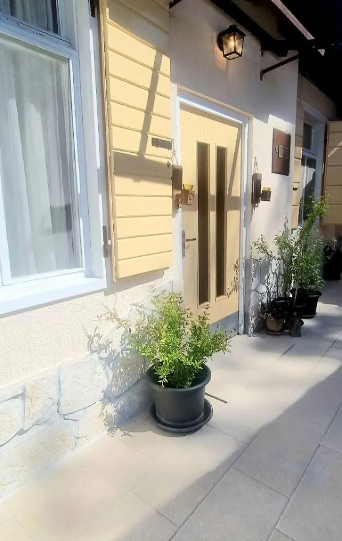 Studio Apartman Grotta Pula Apartment
